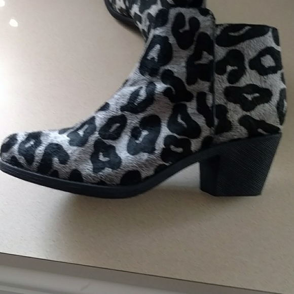 DOOBALLO BOOTS - Picture 3 of 3